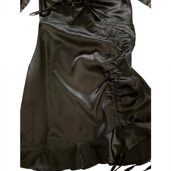 Cédelar Black Sexy Satin Dress With Sleeves and drawstrings size S - Picture 7 of 7